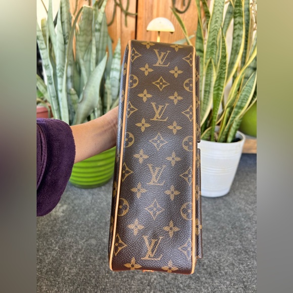 🔥🔥Louis Vuitton Viva Cite🔥🔥 - Picture 3 of 16